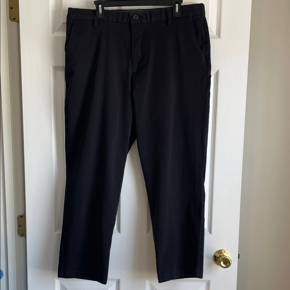 Dockers Men's Black Classic Fit Pants - Picture 2 of 11